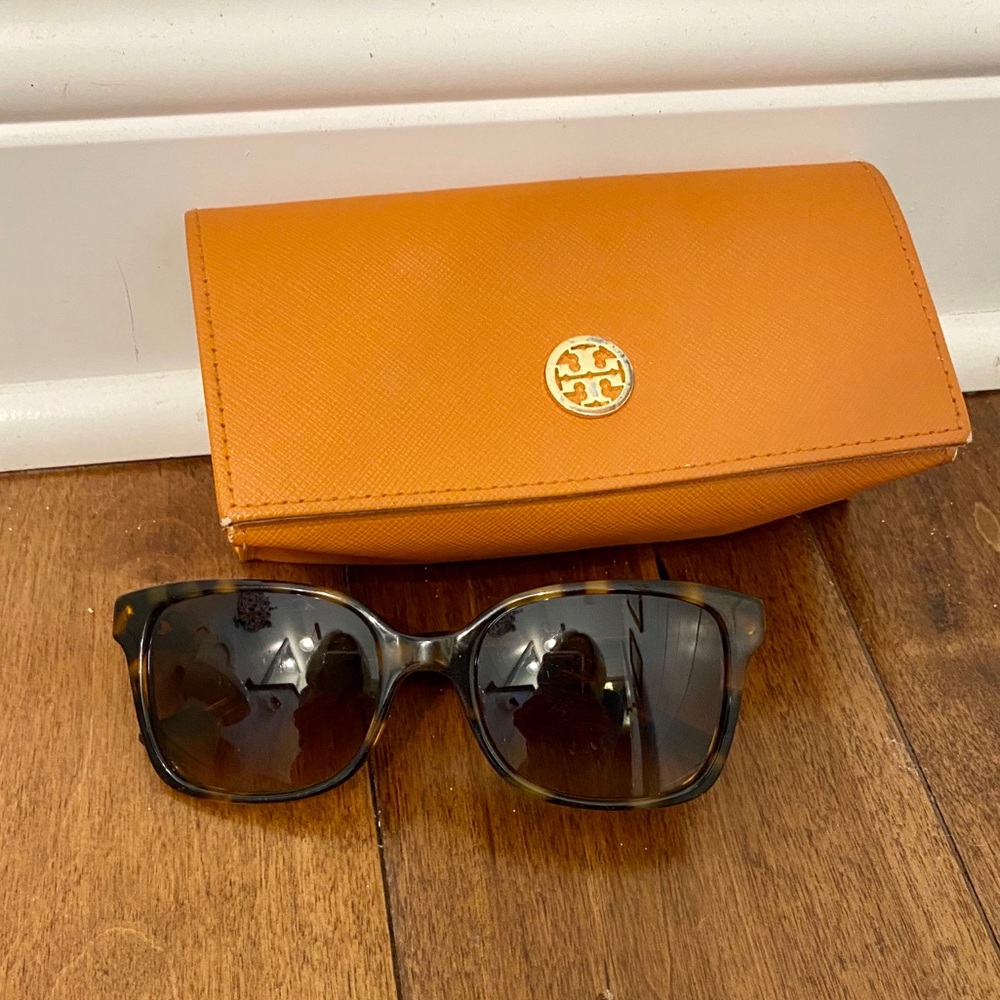 Tory Burch Sunglasses with Case